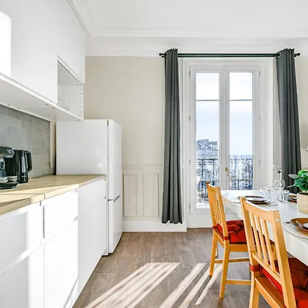 Le Stella - Centre-ville - Proche Gare - Wifi * Chelles (Seine-et-Marne)